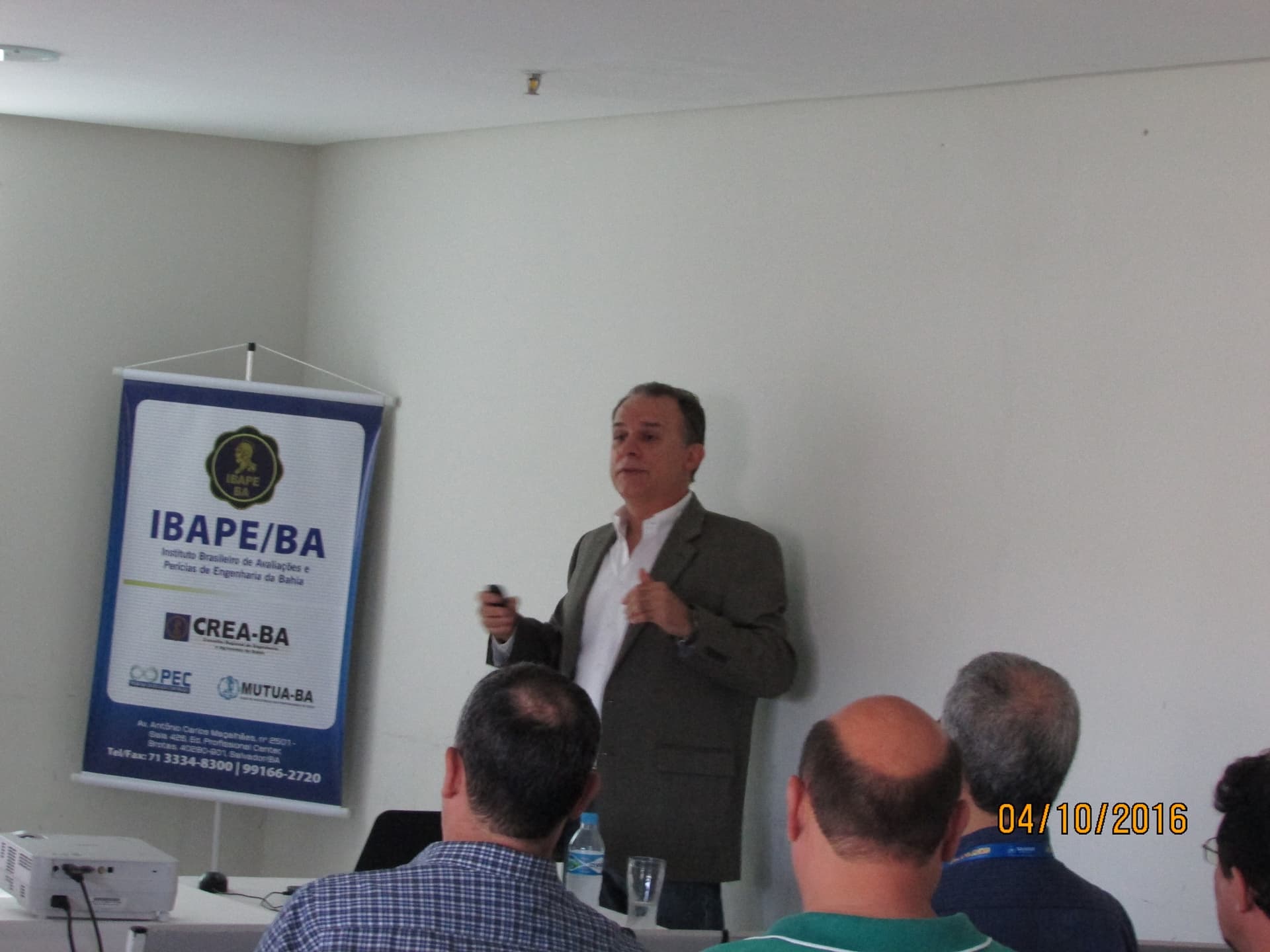 PRESIDENTE DO IBAPE-BA FALA SOBRE CÁLCULO DE HONORÁRIOS NO IV ENCONTRO TÉCNICO